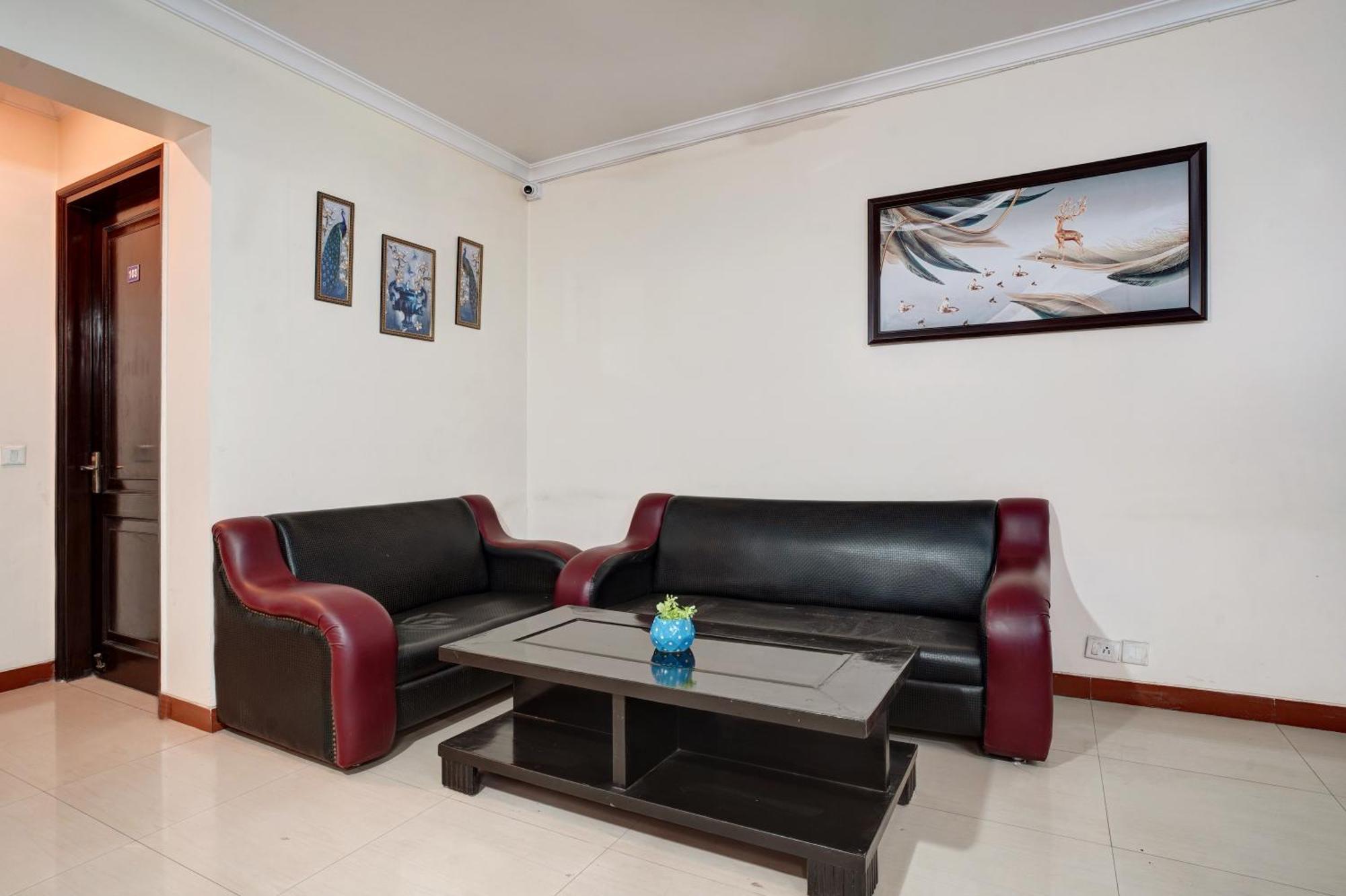 Nexhub Stay - Huda City Centre Gurgáon Kültér fotó